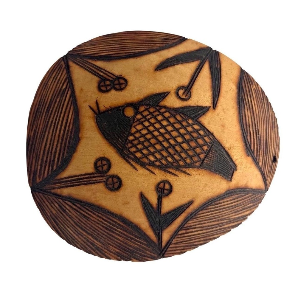 Hand Carved Peruvian Gourd Wall Art Pair Pyrography Fish Antelope Folk Decor - Picture 6 of 9